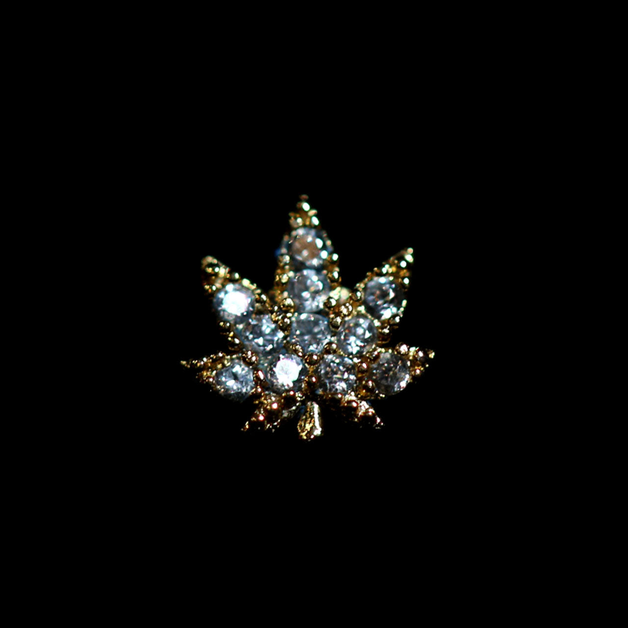 CZ KUSH NOSE STUD
