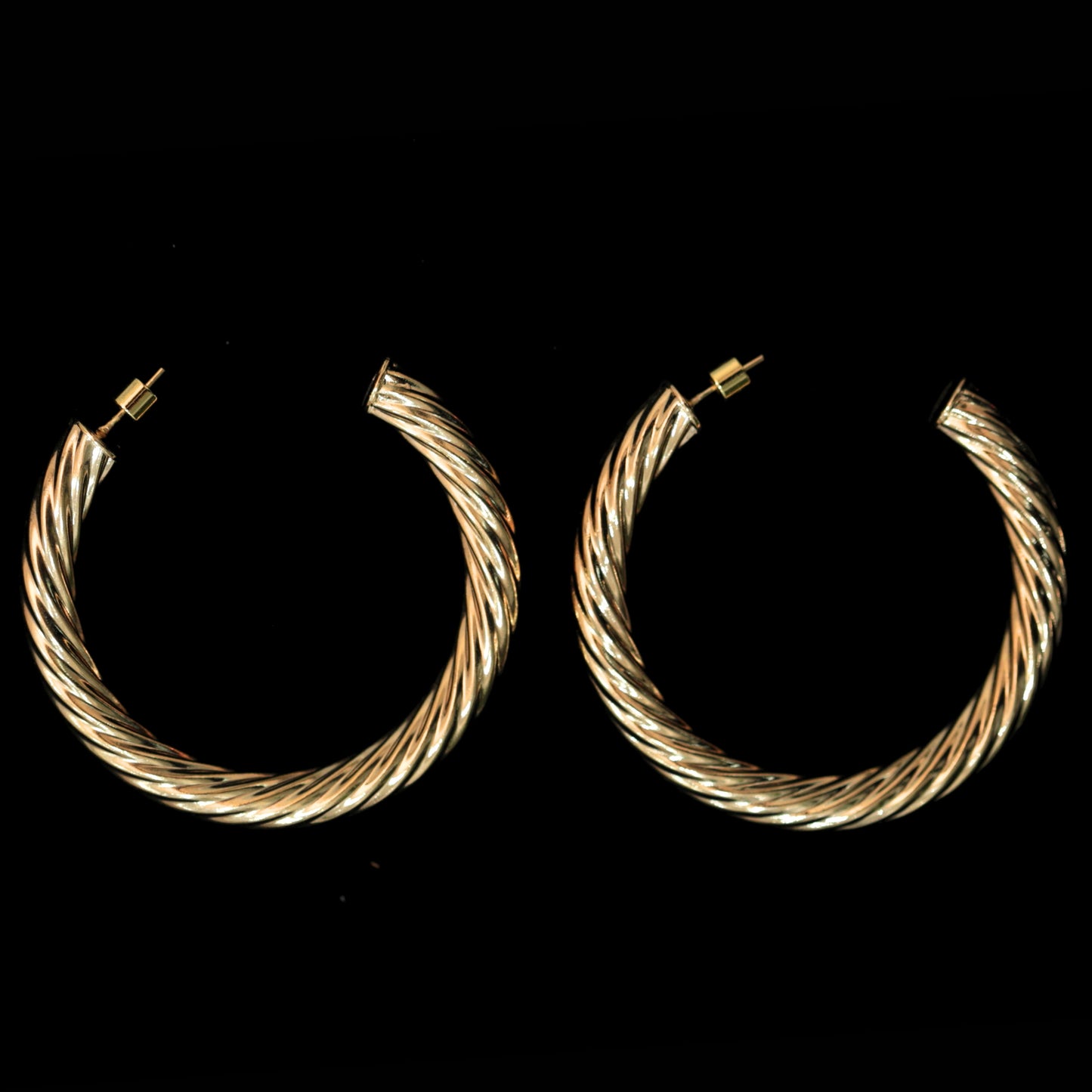 TWISTED HOOP EARRINGS