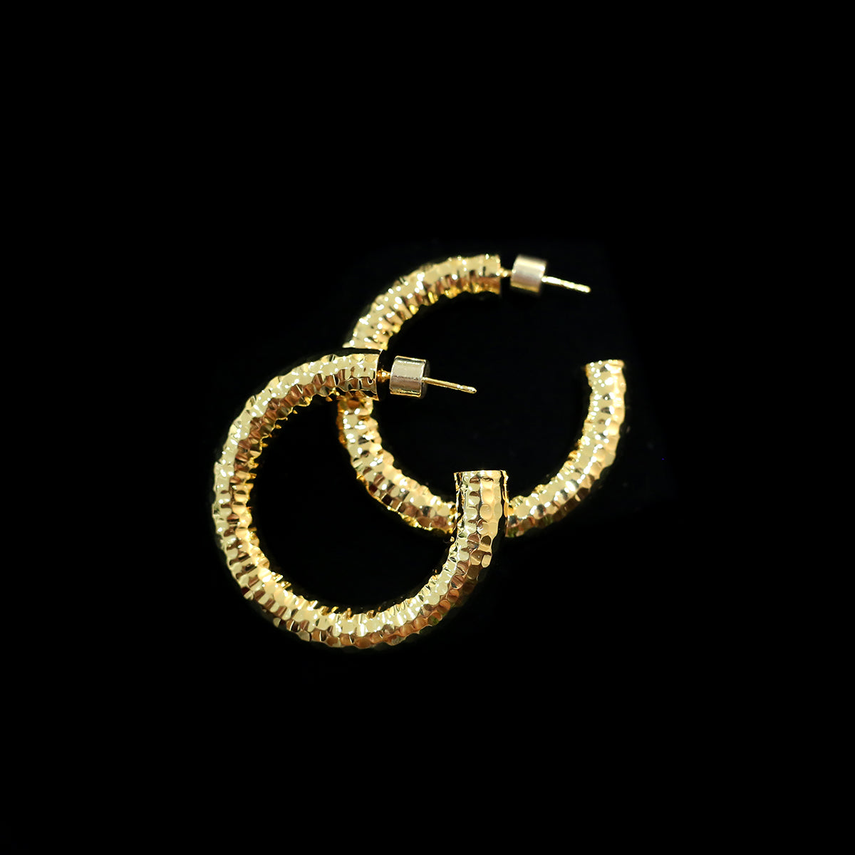 HAMMERED HOOPS