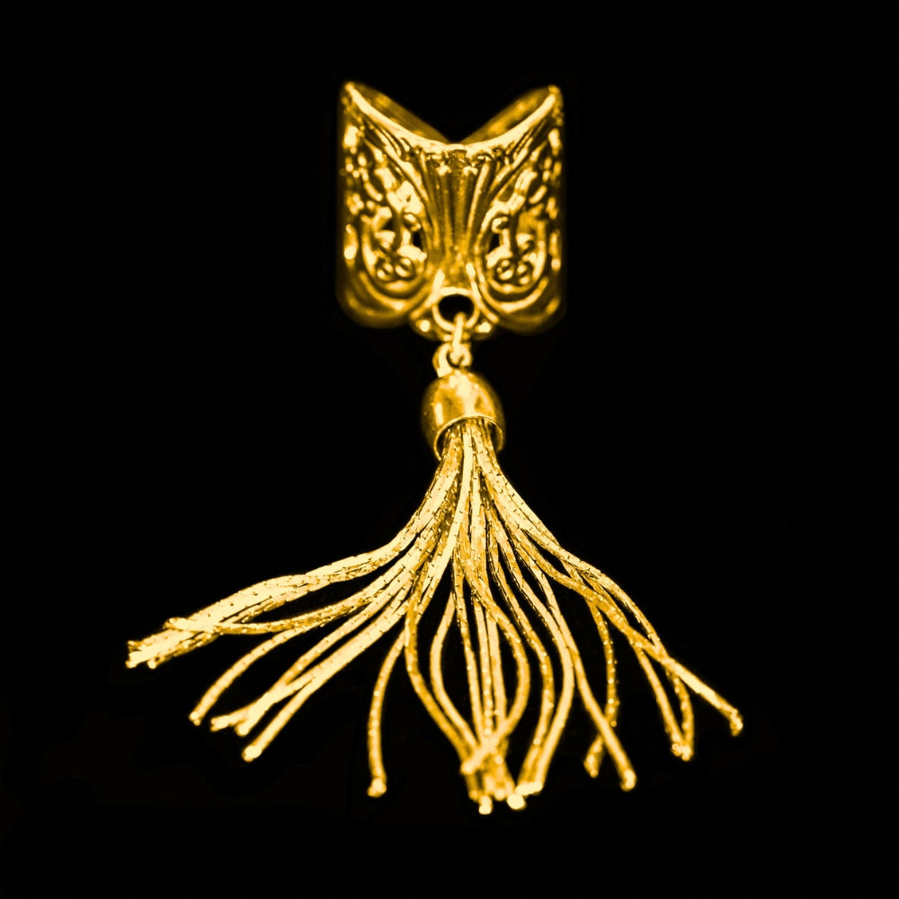 КРУЖЕВНАЯ МАНЖЕТА С КИСТКОЙ