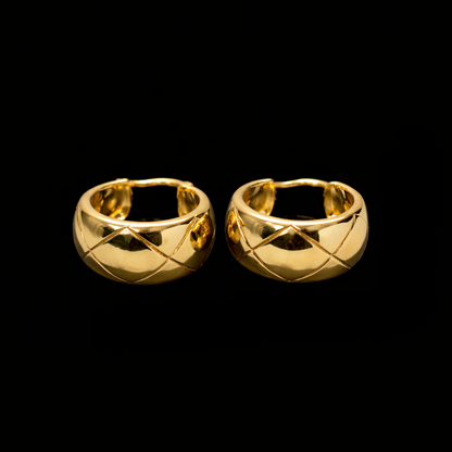 QUILTED PILLOW HOOPS