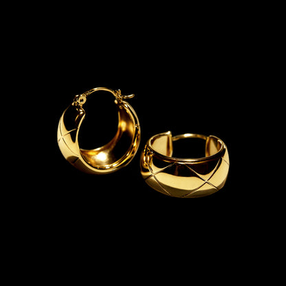 QUILTED PILLOW HOOPS