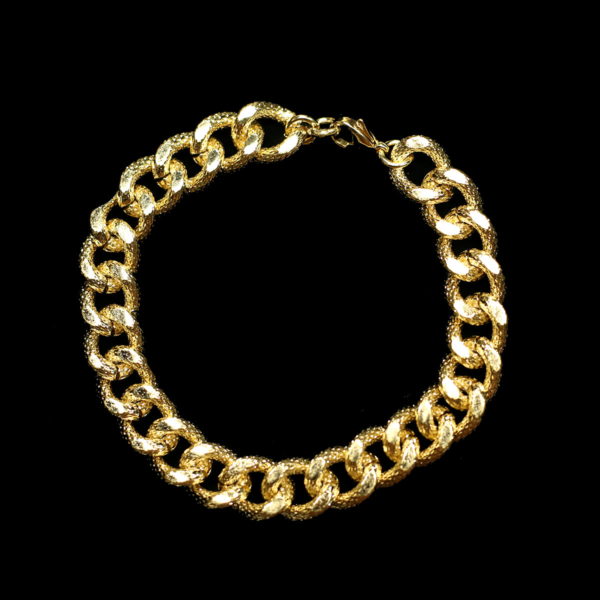 TEXTURED CURB ANKLET